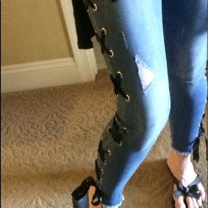 Redial jeans with ribbon lace up sides
